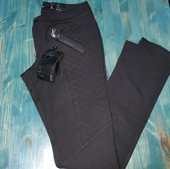 Stretch Black Pants with Quilted Detail Size 9 - Picture 8 of 9